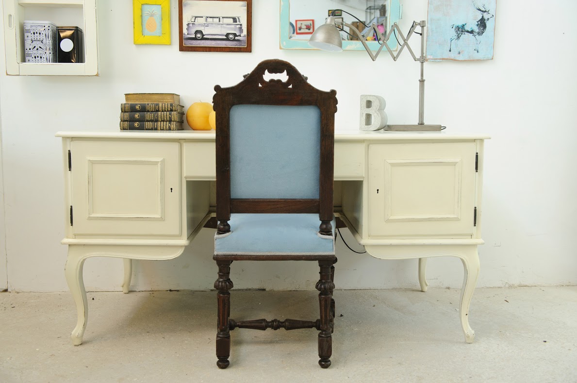 b7a4ad77-979a-4c18-9772-8d420e9357d3