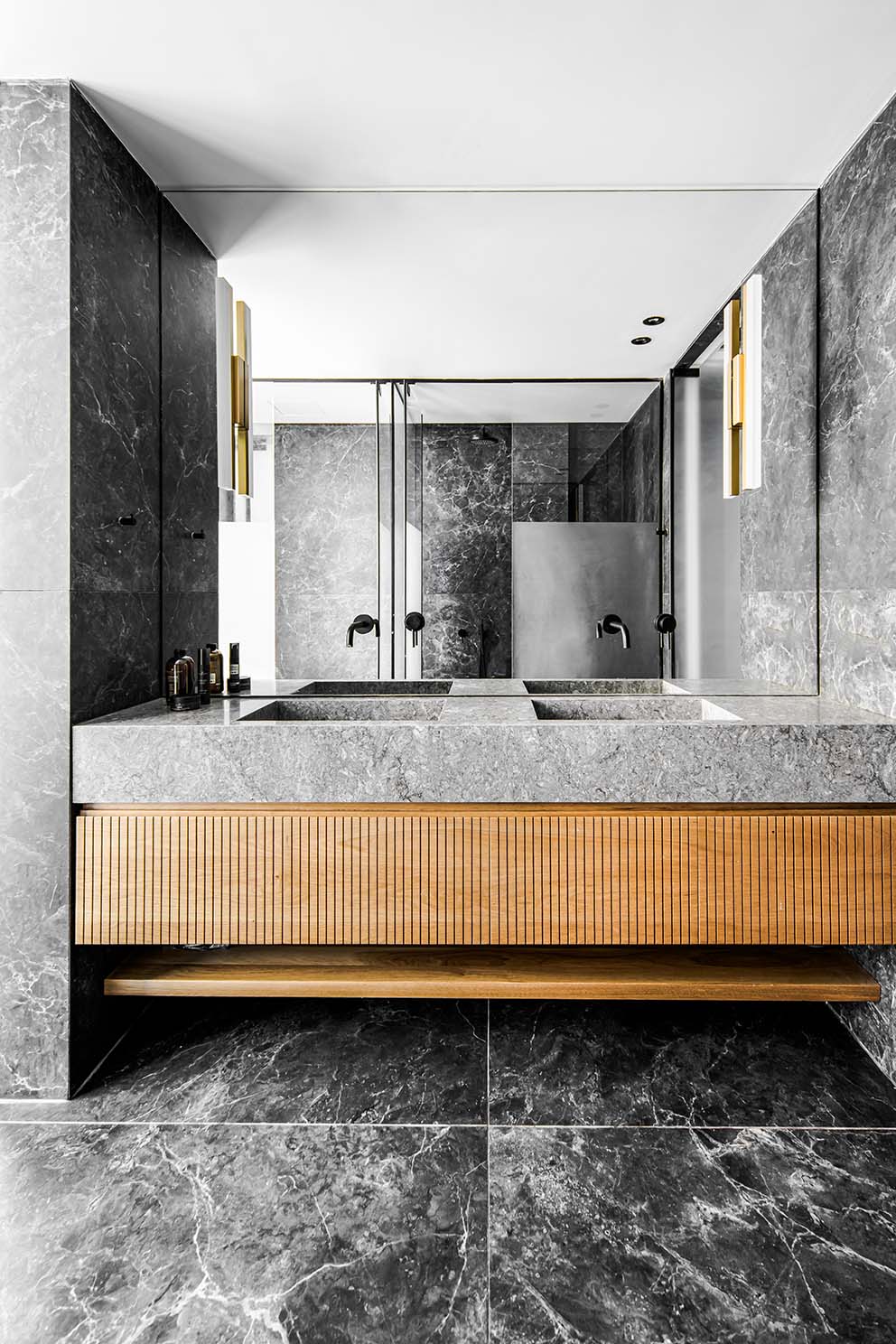 תכנון ואדריכלות: עפרה ויואל גולדברג, צילום: קרין רבנה, www.pnim.co.il