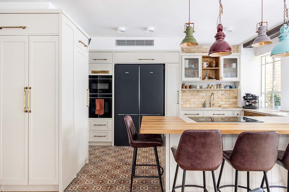 ניהול סושיאל לעסקים בכעולם העיצוב, עיצוב פנים, עיצוב מטבח, תאורה