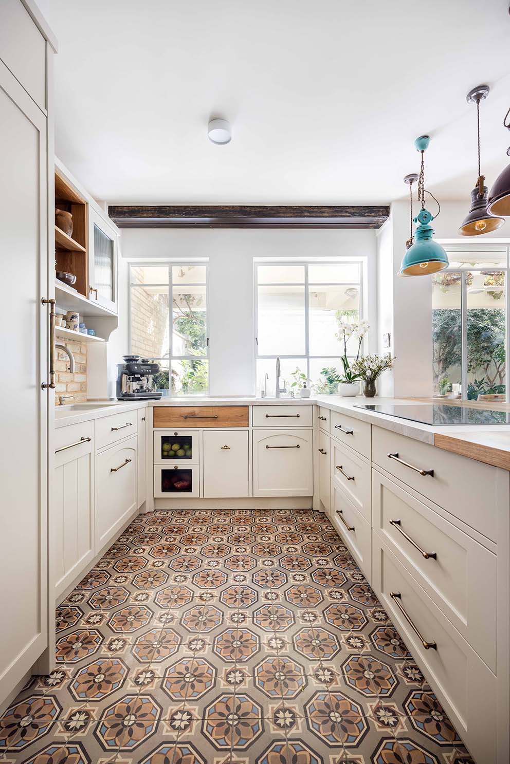 ניהול סושיאל לעסקים בכעולם העיצוב, עיצוב פנים, עיצוב מטבח, תאורה