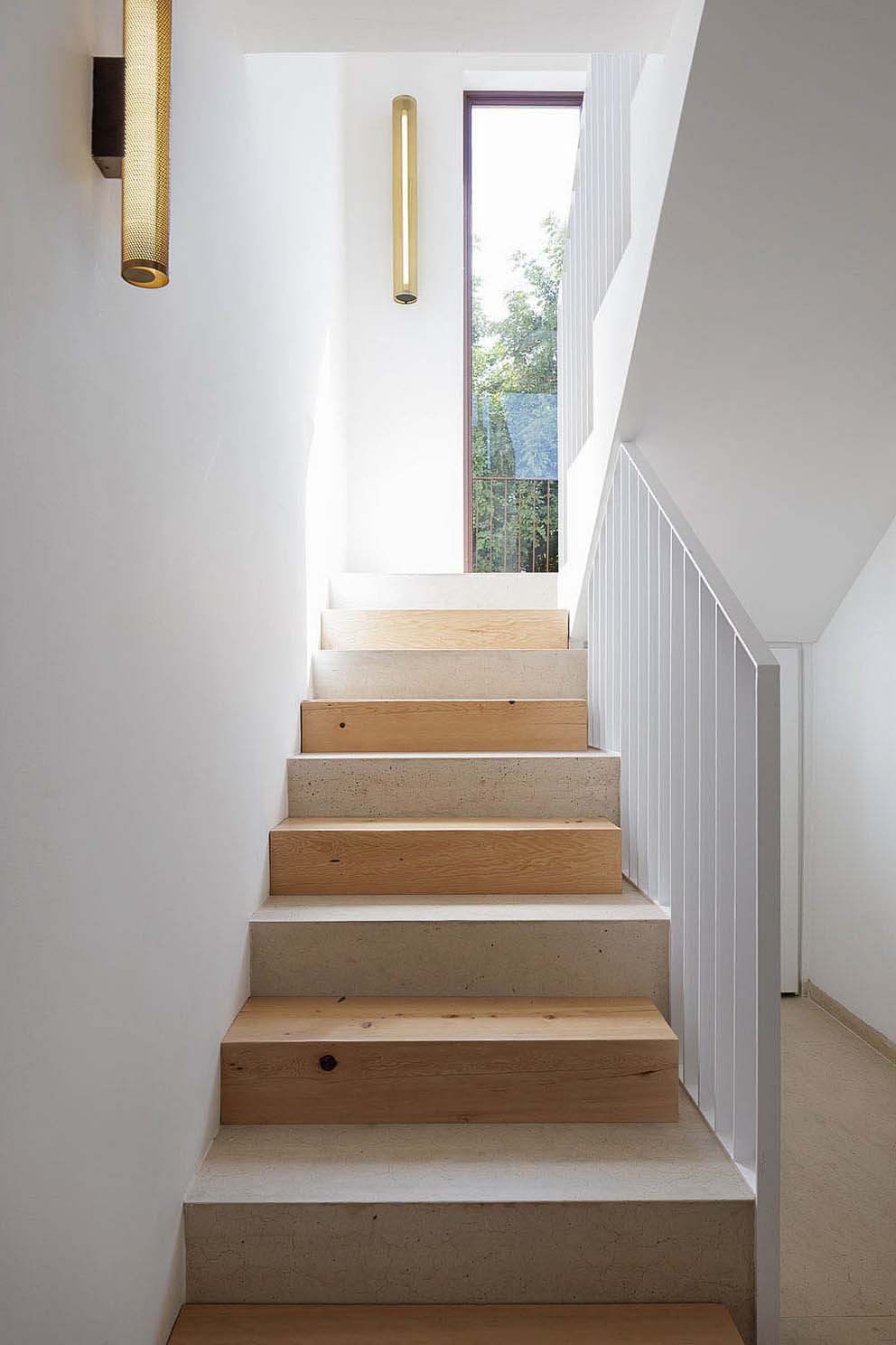 עיצוב פנים, ניהול סושיאל בעיצוב פנים, מגזין לעיצוב פנים ואדריכלות, מדרגות