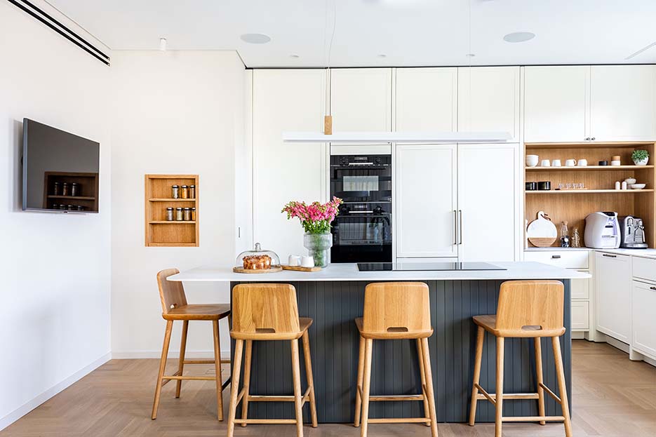 עיצוב פנים, ספר עיצוב, ניהול סושיאל למעצבים