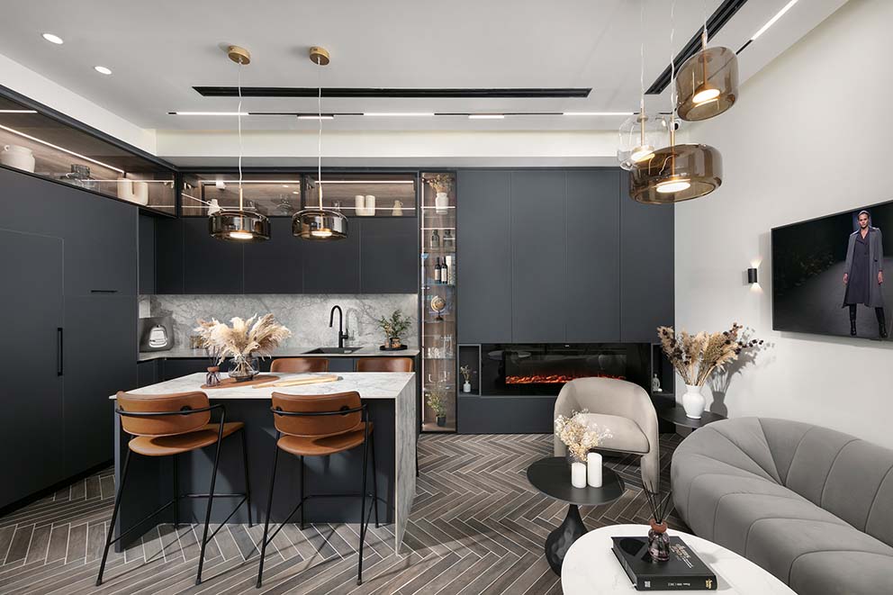 מעצבת פנים, מגזין וסושיאל למעצבים