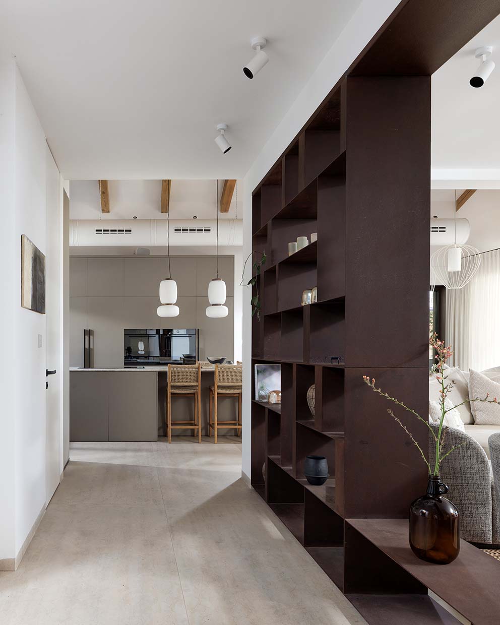 עיצוב פנים, ניהול סושיאל בעיצוב פנים, מגזין לעיצוב פנים ואדריכלות