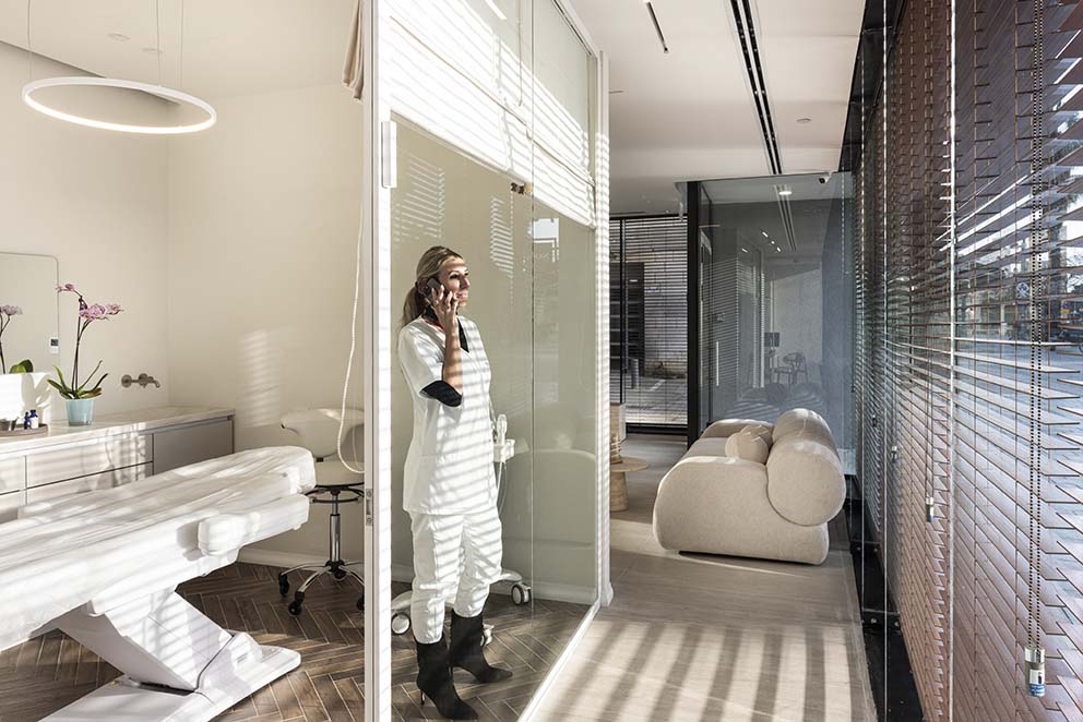 עיצוב: מזית פלאצ'י צילום: שרון שטרן, www.pnim.co.il עיצוב פנים, ניהול סושיאל, פרסום למעצבי פנים