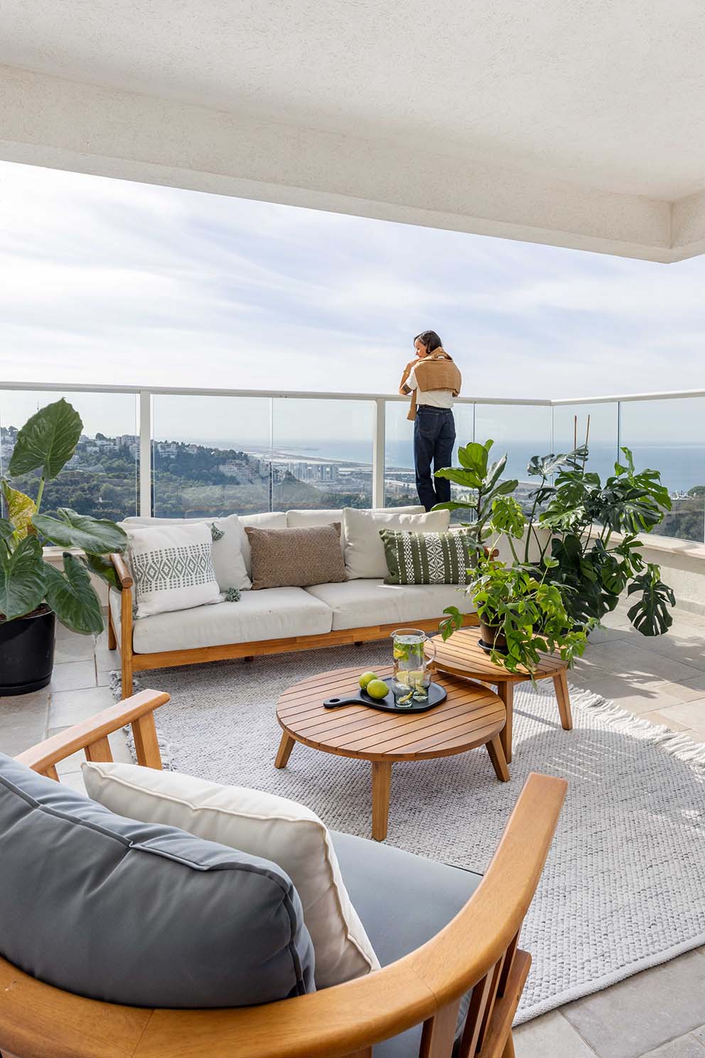 עיצוב פנים בצפון, דירה בחיפה, ניהול סושיאל לעיצוב פנים