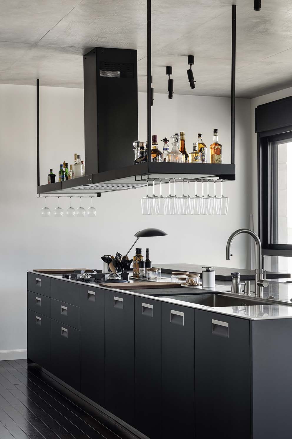 עיצוב פנים: נילי סובוטקה, צילום: איתי בנית, www.pnim.co.il עיצוב פנים, מגזין תוכן וניהול סושיאל