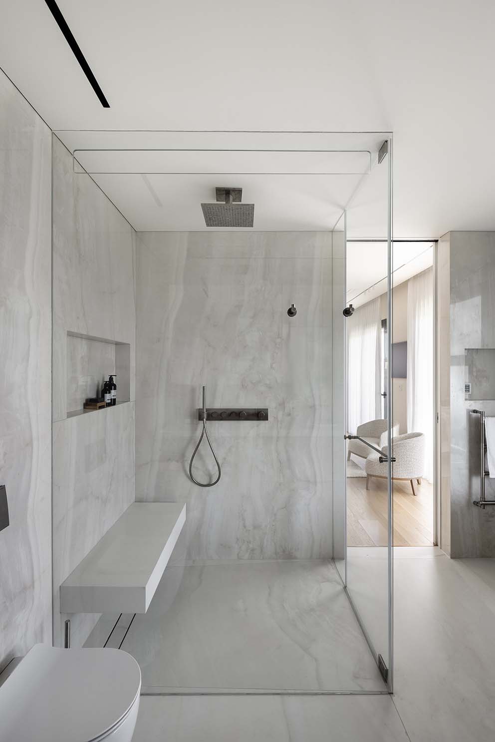 חדר רחצה פנטהאוז בירושלים בעיצוב פנינית שרת