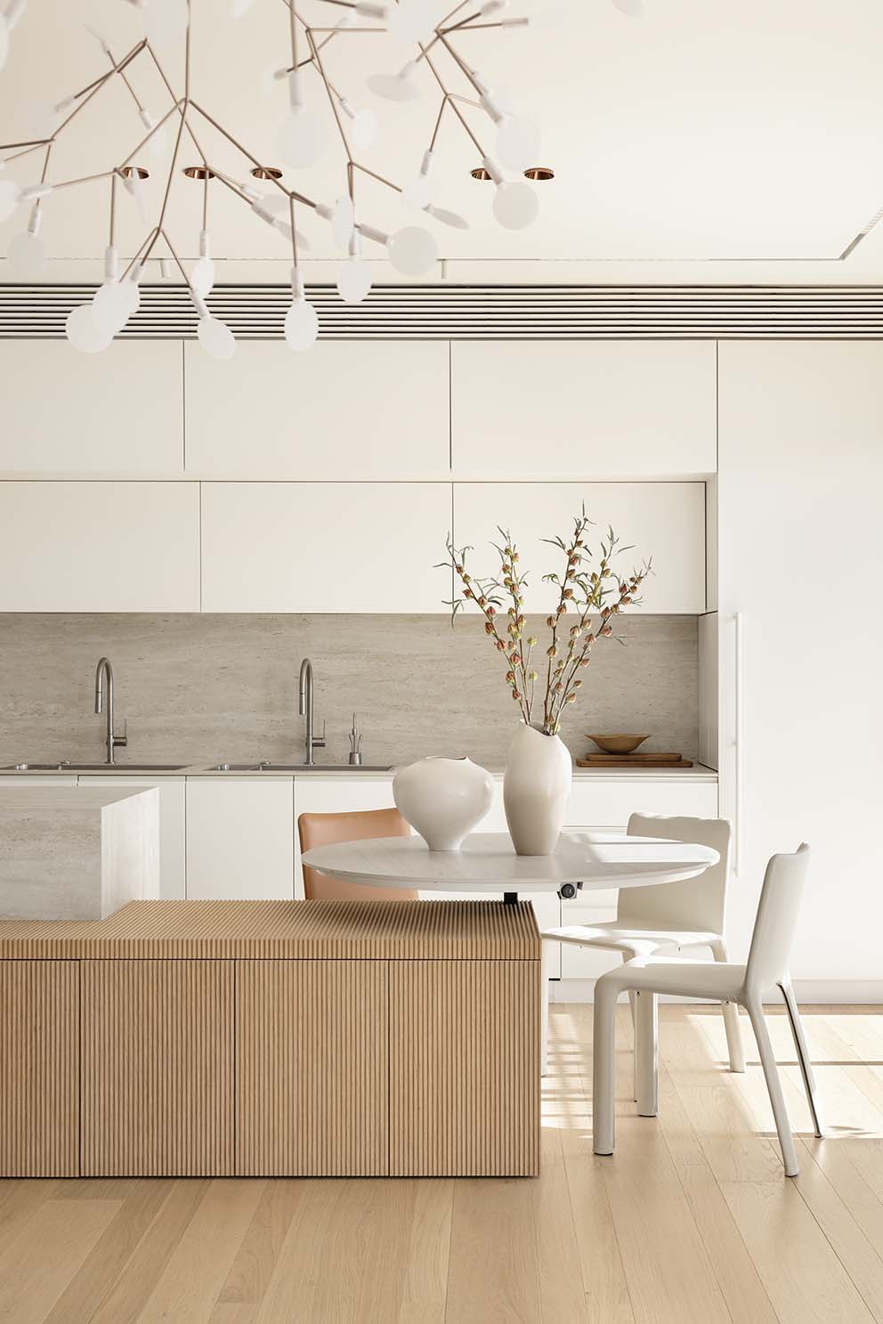 מטבח אבן ועץ, עיצוב פנינית שרת