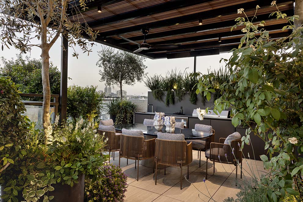 פנטהאוז בירושלים בעיצוב פנינית שרת גינה על הגג