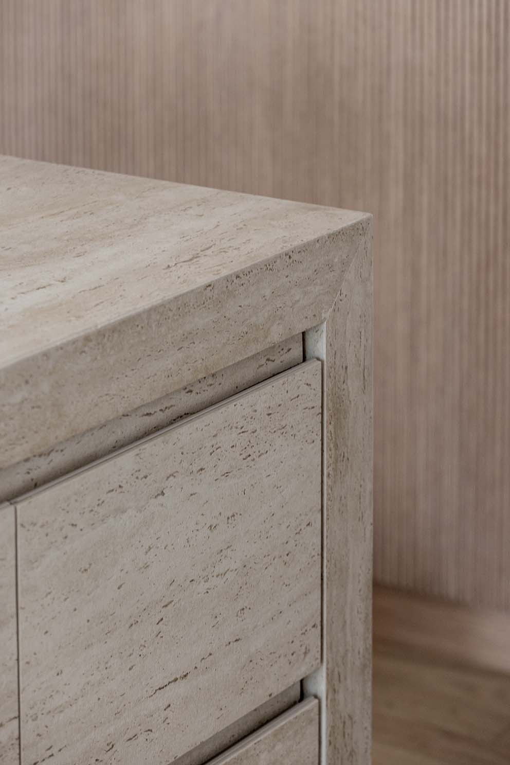 מטבח אבן ועץ, עיצוב פנינית שרת