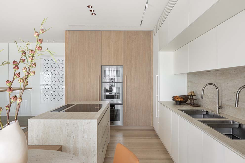 מטבח אבן ועץ, עיצוב פנינית שרת