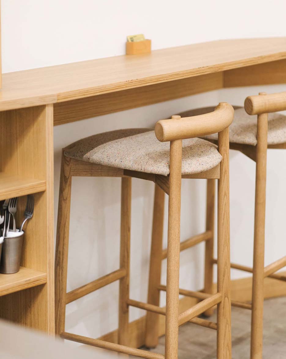 כסאות אוכל מעוצבים, ניהול תוכן בעיצוב פנים