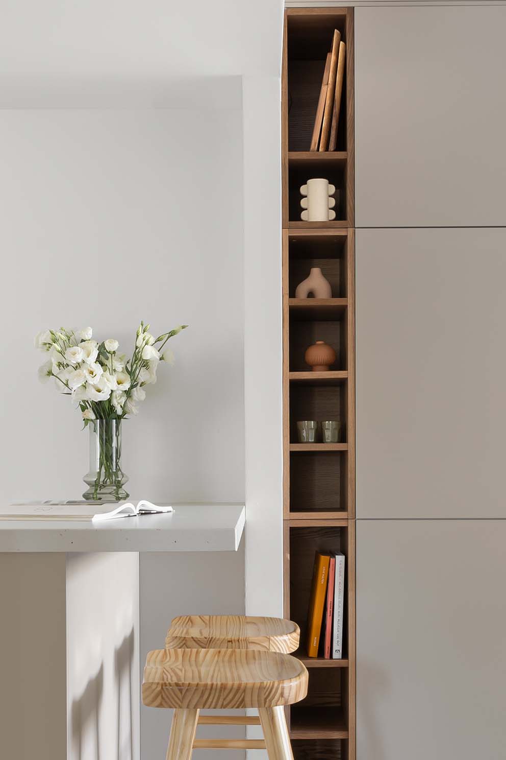 אדריכלות בתל אביב, שיר מרגולין אדריכלית, סושיאל למעצבי פנים, מטבח איקאה בשילוב נגרות