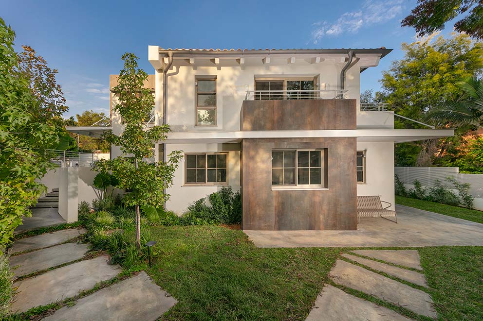 אדריכלות בישראל, שיפוץ בית במכבים, רון שפיגל