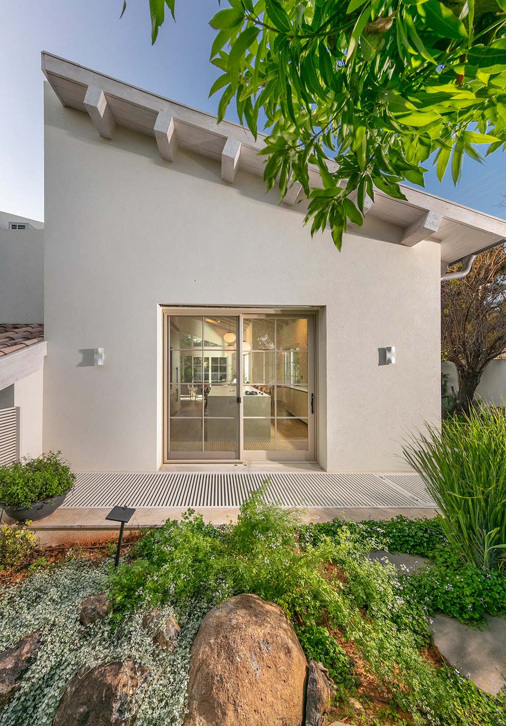 אדריכלות בישראל, שיפוץ בית במכבים, רון שפיגל