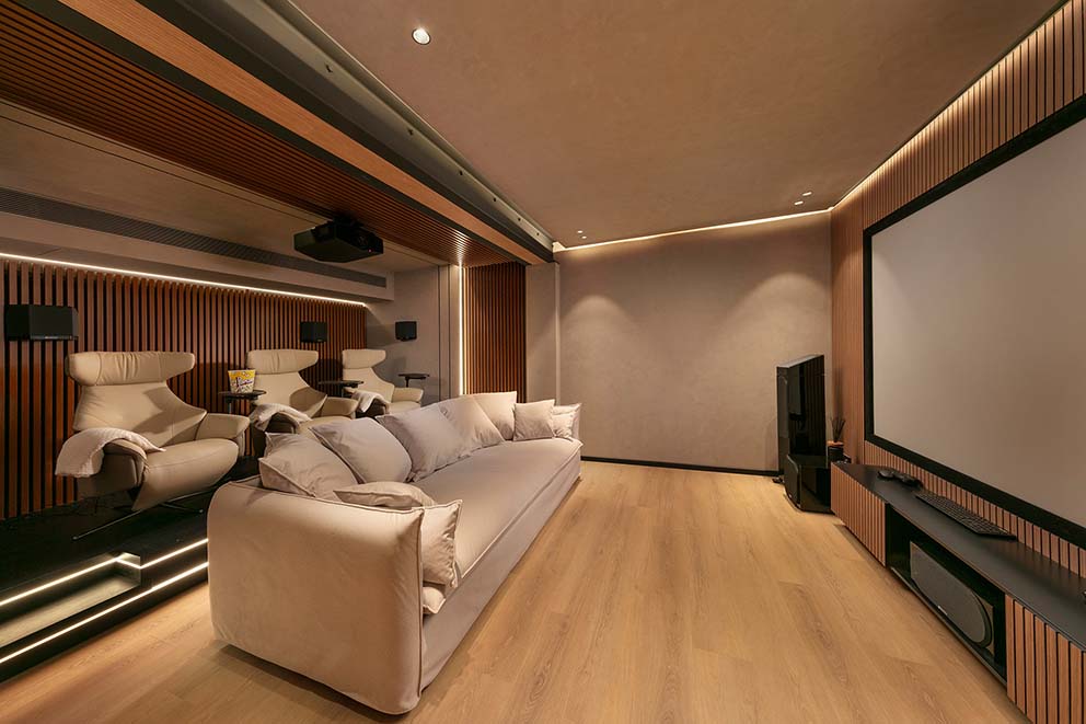 אדריכלות בישראל, שיפוץ בית במכבים, רון שפיגל