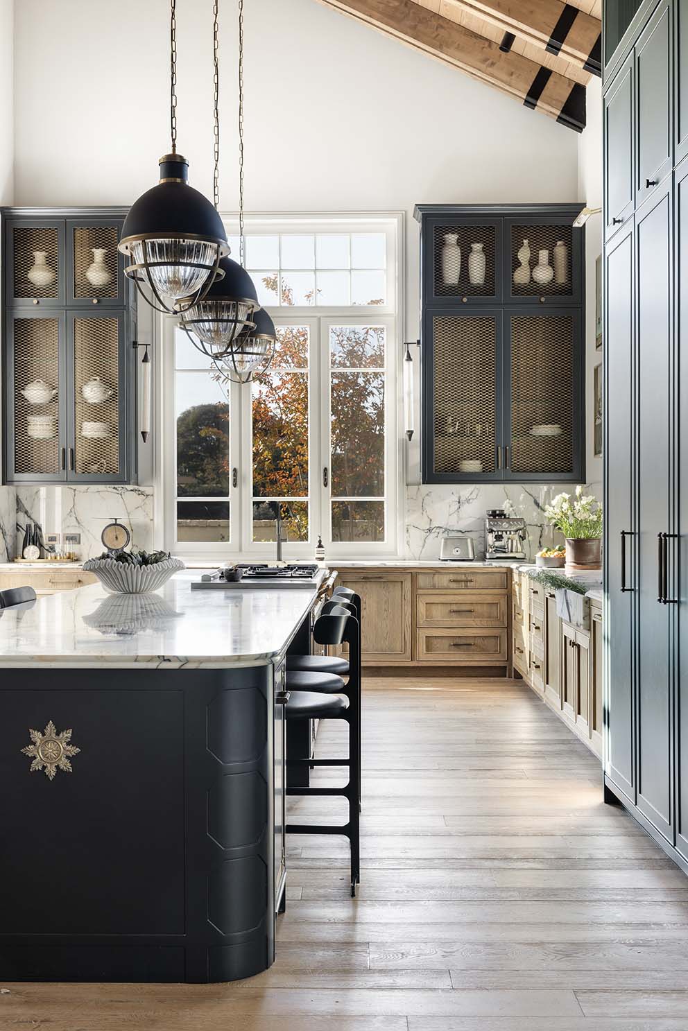 שרה ונירית פרנקל, עיצוב כפרי, ניהול סושיאל לעיצוב פנים, מטבחים