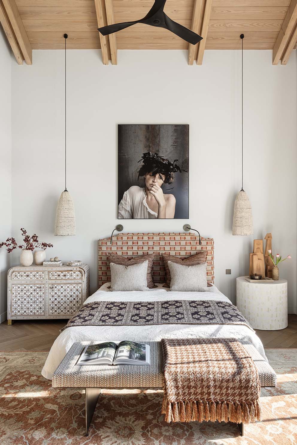 שרה ונירית פרנקל, עיצוב כפרי, ניהול סושיאל לעיצוב פנים, חדר שינה