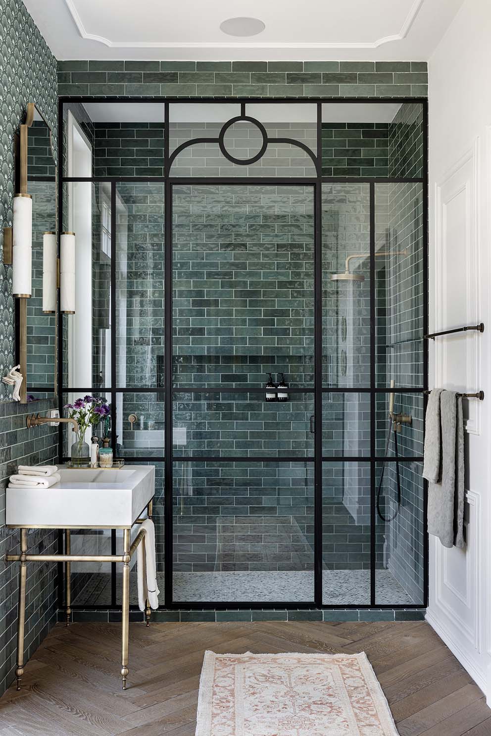 שרה ונירית פרנקל, עיצוב כפרי, ניהול סושיאל לעיצוב פנים, חדר רחצה