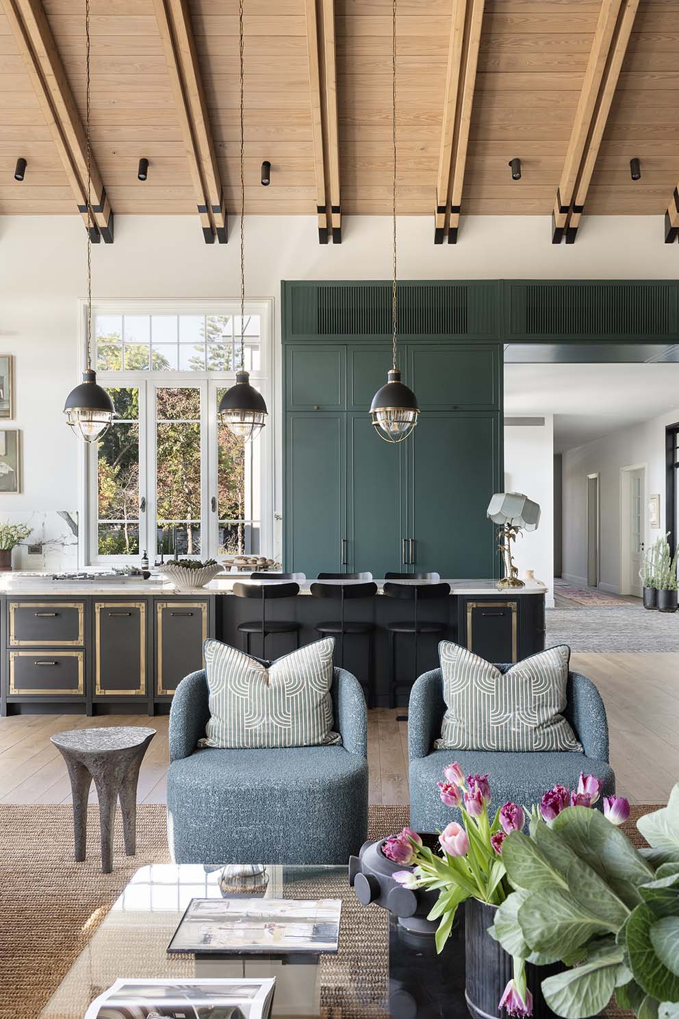 שרה ונירית פרנקל, עיצוב כפרי, ניהול סושיאל לעיצוב פנים